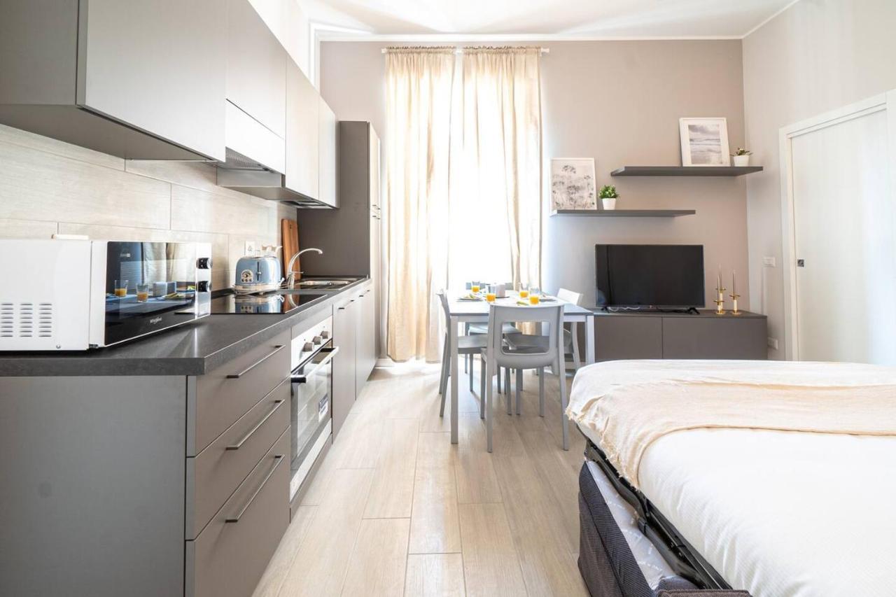 Appartement Easylife - Accogliente Residenza A Due Passi Dal Duomo à Milan Extérieur photo